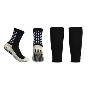 Großhandel Kompression Kalbsärmel und Crew Socken Kombination individuelle Sport Griffsocken Fußball Fußball Anti-Rutsch-Socken