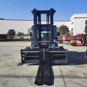 Carretilla elevadora diésel HELI CPCD75 de 7,5 toneladas con gran rendimiento de elevación - Product Image 5