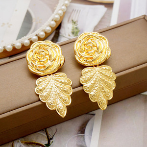 GDJWRI Hochwertige afrikanische Kupfer blume Tropfen Ohrring Schmuck Große vergoldete Ohrringe Gold gefüllte Ohrringe <span class=keywords><strong>E631</strong></span> - Product Image 3