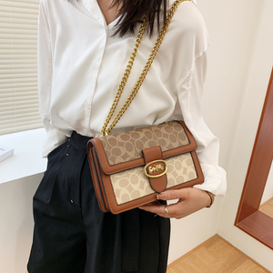 <span class=keywords><strong>Bolso</strong></span> Bandolera Pequeño Cuadrado de <span class=keywords><strong>Cadena</strong></span> Retro Moderno y a la Moda para <span class=keywords><strong>Mujer</strong></span> con Estampado de Personajes y Forro de Poliéster - Product Image 3