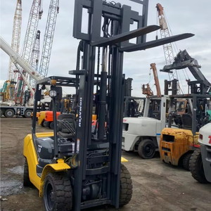 รถยกดีเซลโคมัตสึ Fd30 ขนาด 3 ตัน มือสอง สำหรับอุตสาหกรรมค้าปลีกและร้านอาหาร พร้อมตัวเลือกเครื่องยนต์สำหรับการใช้งานรถยก - Product Image 1