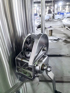 <strong>Factory</strong> Direct Customized Wine Fermenting Vessels China Provides Tailored 1000L 2000L 500L 200L Tank Solutions For Winery Needs - Product Image 4