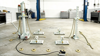 Machine de redressage de châssis et de débosselage pour carrosserie automobile en acier