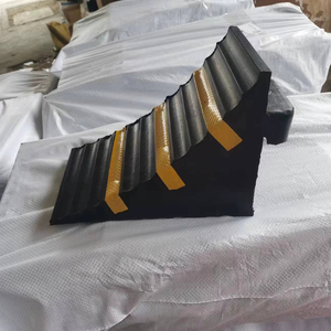 ทางลาดยาง kerb ทางลาดสำหรับรถยนต์ที่ขับเคลื่อนด้วยถนนที่เคลื่อนที่ได้มีความปลอดภัยสูง - Product Image 1