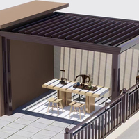 Pergola bioclimatique motorisée Prima en aluminium durable pour l'extérieur, avec toit à lames orientables, idéale pour piscine et jardin.