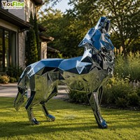 YouFine Sculpture de loup hurlant géométrique moderne à faibles polygones et facettes, en résine et fibre de verre, finition argentée, statue animale pour la maison, le jardin et la pelouse