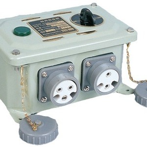 CZX220/220-24SD2 Caja de Enchufes Refrigerada Marina de Alto y Bajo Voltaje con 8 Tomas de Corriente y Enchufe CN para Contenedores Refrigerados Marinos - Product Image 1