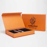 Boîte cadeau magnétique orange pour échantillons de parfum avec insert personnalisé