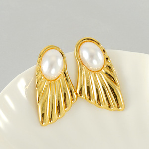 ZOGXIN Wings Shape Pearl <b>Stud</b> Earrings Gold Color <b>Titanium</b> Steel For Women Party Fashion Jewelry - Product Image 3