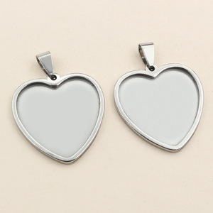 Ciondoli a Cuore Vuoti in Acciaio Inossidabile con Base a Castone, all'Ingrosso, per Creazione di Collane Fatte in Casa, Bigiotteria Fai da Te, Artigianato e Arte con Resina - Product Image 3