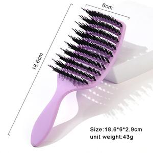 カスタムロゴプラスチックハンドル湾曲したベントヘアブラシ中空デザインヘアコーム頭皮マッサージナイロン剛毛デタングリングヘアブラシ - Product Image 3