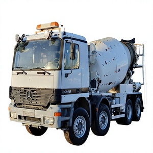 Hormigonera Mercedes-Benz Actros 2005, Motor de 450 CV, Color Blanco, Peso 36000 kg, Alta Eficiencia - Product Image 1
