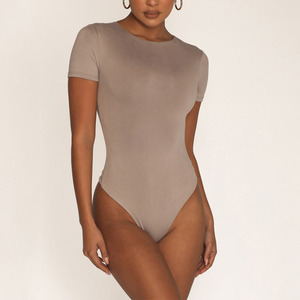 Combinaisons de sport pour femmes avec logo personnalisé, hauts de yoga à manches courtes basiques, légers, lisses, extensibles, ajustés, combinaisons de sport - Product Image 2