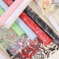 Papier d'emballage imperméable à motifs de roses, papier d'emballage cadeau semi-transparent, matériel pour fleuristes