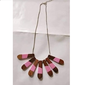 Tendance Meilleure Qualité Résine Lucite Acrylique Collier Indien De Mode Dames Bijoux avec Chaîne De Perles Styles Tendance - Product Image 6