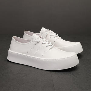 Zapatos casuales de verano con suela gruesa, ligeros, unisex, con plataforma, sin cordones, con suela gruesa y transpirable. - Product Image 2