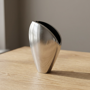 Vase de sol en aluminium - Design léger et luxueux pour la décoration de fête - Product Image 1