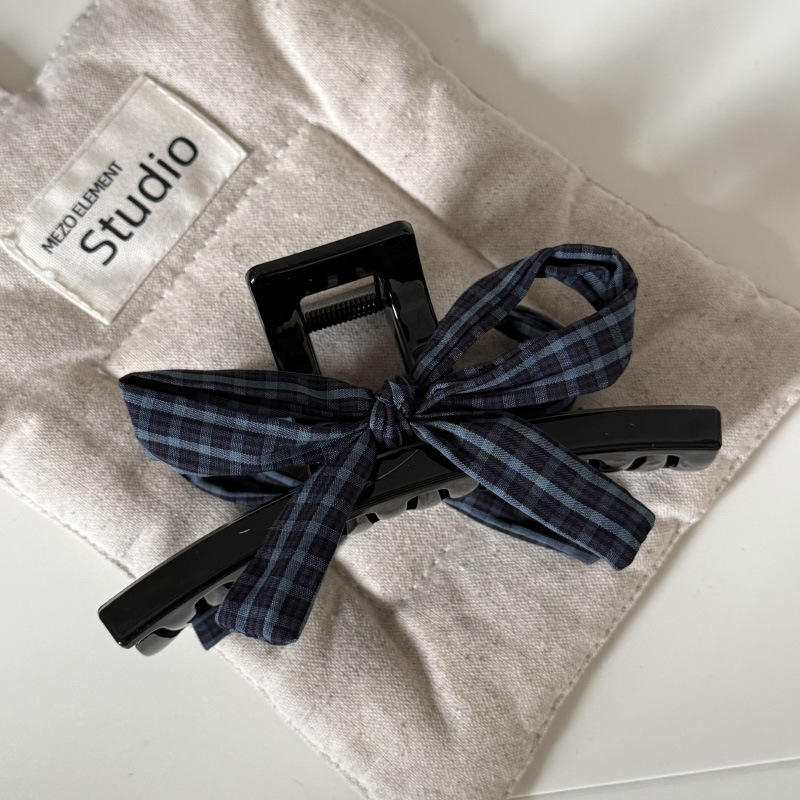 น้ำเงิน+ดำ