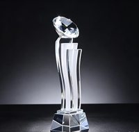 Trophée en cristal K9 vierge avec sommet en diamant, trophée de récompense en cristal gravé au laser personnalisé pour cérémonie d'entreprise