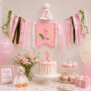 Décorations de fête prénatale : Guirlande à pompons, première bannière, chapeau et ensemble de toile de fond photo d'anniversaire avec motif canard - Product Image 3