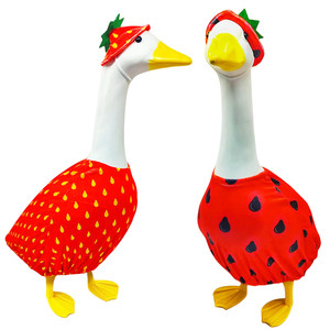 Комплект костюмов для утки-посиделки: Набор для самостоятельной сборки, наряды для утки-посиделки в стиле клубники, новая модель, одежда для белой утки с фруктами - Product Image 1