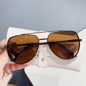 8294 Fashion Classical Metal Aviation Designer Photochromic Trendy Sunglasses Men Women Driving Fishing Pilot Sun <strong>Glasses</strong> - Product Image 2
