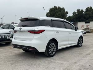 BYD Song MAX 2019 Usado, MPV Automático para Negocios, Estado Original del Vehículo, Disponible para Compras al por Mayor en Mercados Extranjeros - Product Image 5
