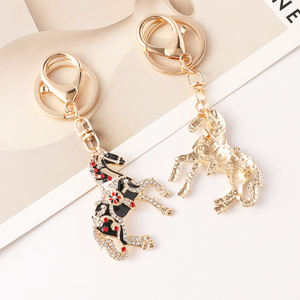 घोड़े की कीचेन का 2026 साल, बहु-रंग एनमेल भाग्यशाली घोड़ा कीरिंग, चीनी नए साल का उपहार बैग एक्सेसरी कीचेन के लिए चीनी नया साल उपहार - Product Image 2