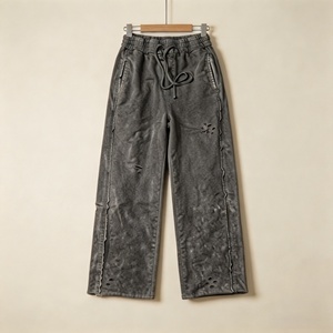 Pantalon de survêtement personnalisé pour homme, taille élastique avec cordon de serrage, effet vieilli délavé à l'acide, en coton épais, style streetwear pour homme - Product Image 1