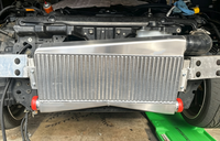 Intercooler Bar Plate Universal Berkinerja Tinggi untuk Nissan 350Z/370Z VQ35HR INT-015 Poles Berkilau 3" Dual 2.5" Retrofit/Upgrade