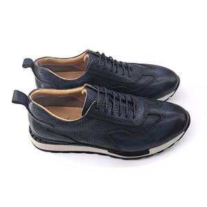 Scarpe <span class=keywords><strong>da</strong></span> <span class=keywords><strong>Uomo</strong></span> Eleganti in Vera Pelle Blu Navy Resistenti all'Usura Fatte a Mano per Casual, Feste, Sport e Business - Product Image 3