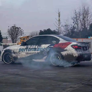 Vinilo Adhesivo Personalizado NIKO con Diseño de Camuflaje y Canales de Aire, Impreso, Autoadhesivo, para Decoración de Vehículos - Product Image 1