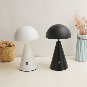 Lámpara de Mesa Moderna de Venta Directa, Recargable por USB, con Control Táctil, Estilo Hotel, Restaurante, Bar, Iluminación Nocturna de Escritorio - Product Image 3