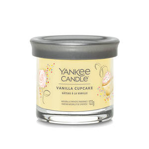 Vela Aromática YANKEE CANDLE - TUMBLER PICCOLO VANILLA CUPCAKE - Product Image 1