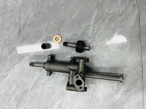 Bomba de Aceite 1131002770 para Motores Isuzu 6BG1/6BG1T de 6 Cilindros y Excavadoras Hitachi EX200-3C, EX200-5, EX210H-5 y HC1110. - Product Image 3