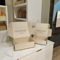 Boîtes d'expédition personnalisées en carton ondulé beige avec dorure à chaud pour petites entreprises