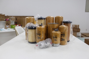 Chất lượng cao hiệu quả nhà máy bán buôn dầu động cơ lọc 1r-0726 1r-0739 Caterpillar lọc dầu động cơ - Product Image 6
