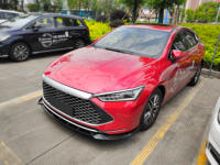 Accessoires de voiture à énergie nouvelle de haute qualité pour BYD Qin Plus DM-i 2022-2025 : Lame de pare-chocs avant, diffuseur et kit carrosserie à fixation par boulons, couleur noire