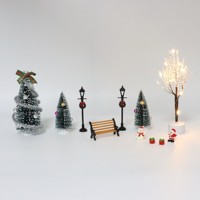 Weihnachtsdorf-Set für Festtagsdekoration, Weihnachtsdorf-Zubehör, LED-beleuchteter Mini-Weihnachtsbaum, handgefertigt, Sammlerstück