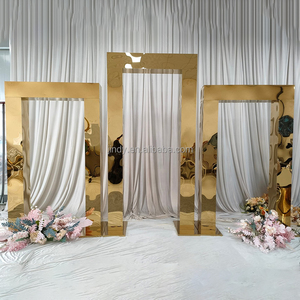 Arco Nuziale di Lusso in Oro, Struttura di <span class=keywords><strong>Sfondo</strong></span> in Acciaio Inossidabile <span class=keywords><strong>con</strong></span> <span class=keywords><strong>Fiori</strong></span> Artificiali per Decorazioni di Palchi Matrimoniali - Product Image 4