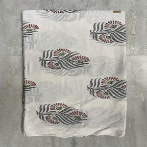 Tissu de robe en coton indien uni à fleurs doux et 100% coton pour filles et garçons par yard, écologique - Product Image 4