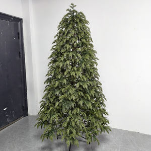 Árbol de Navidad Artificial Gigante de 8 Pies, Hojas en Forma de Sauce, Material de PE Suave, Árbol de Navidad Completamente de PE con Base Giratoria - Product Image 6