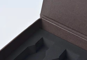 High-End Customizable Chess Box Factory Direct Elegant Embossing UV Coating <b>Photo</b> <b>Frame</b> Slotted Boxes for Candle Use Gift Giving - Product Image 3
