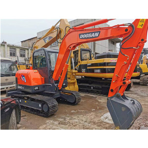 Miniexcavadora usada Doosan original, excavadora de oruga 6t de segunda mano, equipo pequeño fabricado en Corea - Product Image 4