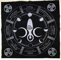 Nappe de Tarot en Velours de Haute Qualité, Impression de Logo Personnalisé, Motif Multicolore, Constellation, Altar de Sorcière, Réutilisable, Artisanat