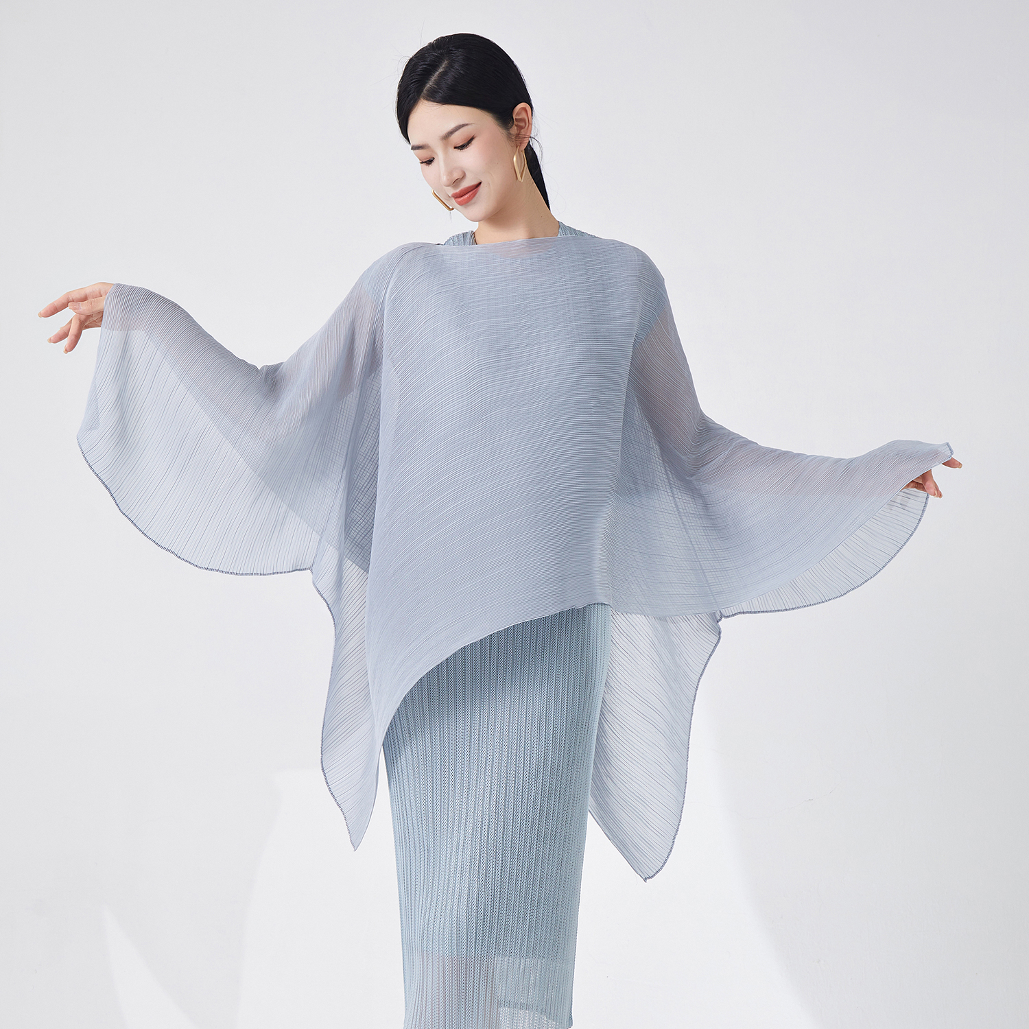 【Amiur】pleats design blouse New pleated back blouse design cutting and stitching|| Back