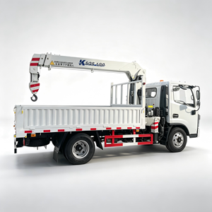 Grue montée sur camion léger 4t 4x2, mini-grue de levage pour travaux municipaux - Product Image 1