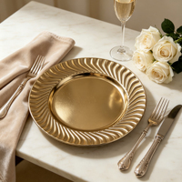 Assiette de présentation en plastique PP dorée électrolytique personnalisée, à bord ondulé et motif gaufré, pour décoration de table de mariage ou de fêtes
