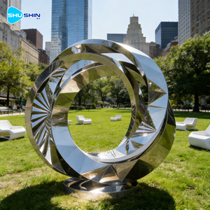 Scultura Astratta in Acciaio Inossidabile Lucidato a Specchio per Decorazione Esterna a Bordo Piscina, Modello con Design a Croce, Produttore - Product Image 6