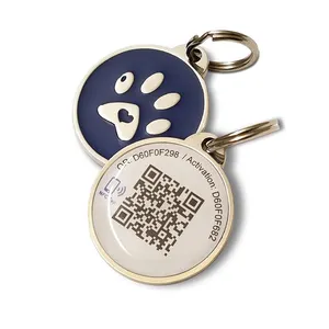 سلسلة مفاتيح مطبوعة مخصصة بشهادة QR Code ، قابلة للبرمجة ، علامة تعريف للحيوان الأليف من الإيبوكسي بتقنية RFID NFC ، مزودة بإطار معدني